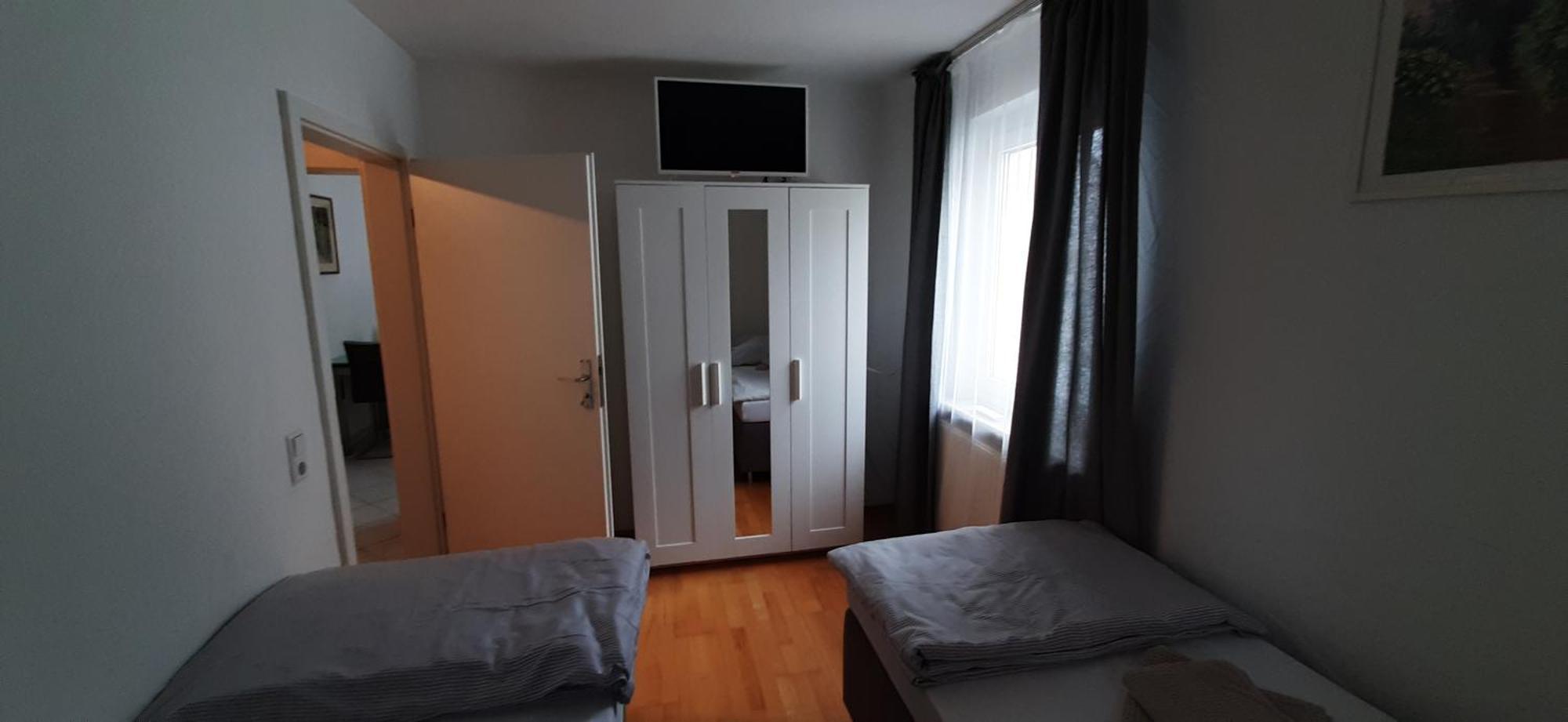 Fewo Reutlingen Heinestrasse Pokoj fotografie